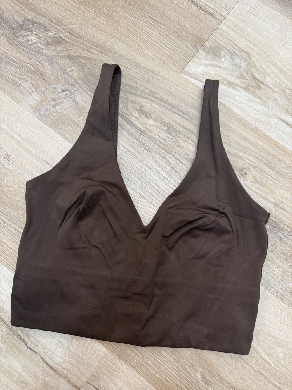 NikeSkims | Matte V-Neck Bra Tank
